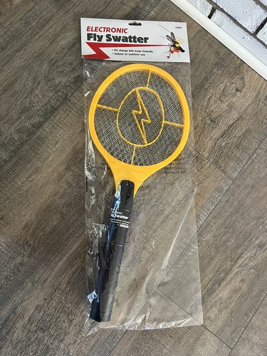 Electronic Bug Zapper Tennis Racquet Fly Swatter Outdoor NEW