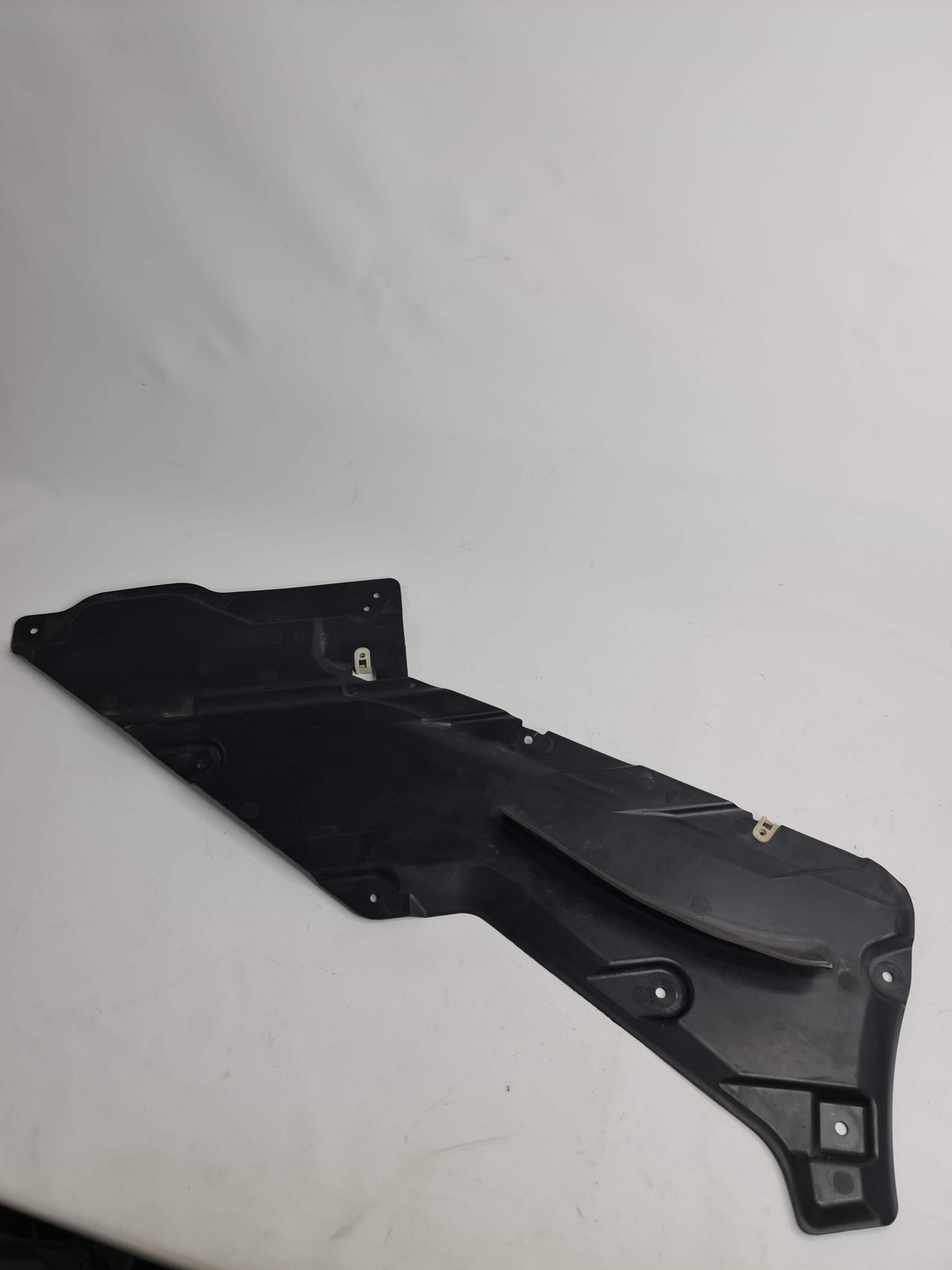 BMW M3 M4 G80 G82 G83 UNDERBODY PANELLING TRIM RIGHT SIDE 8080540