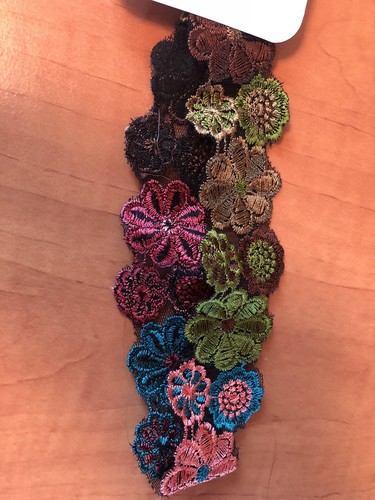New Scunci Headband Wrap- Floral