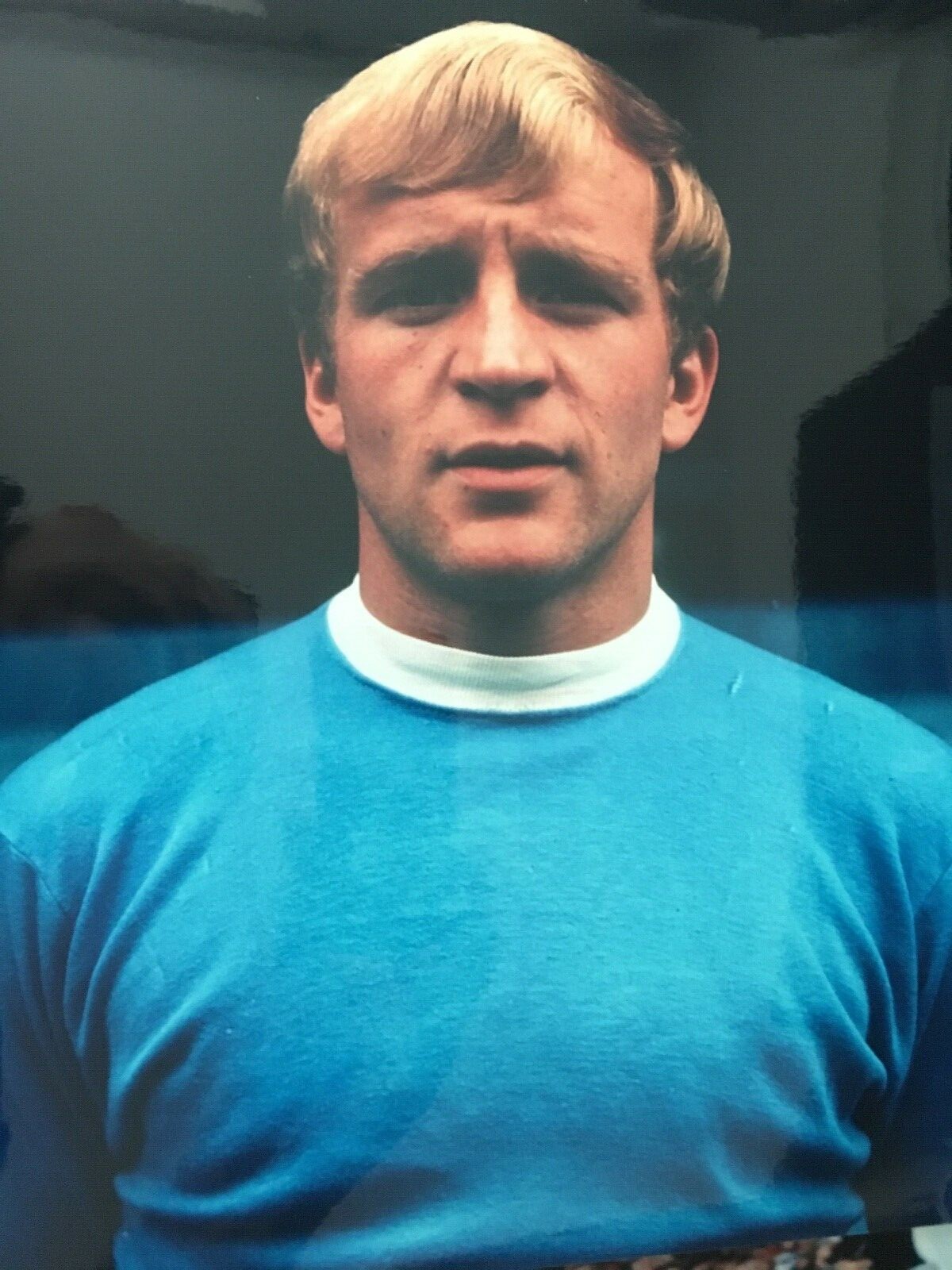 FRANCIS LEE - MANCHESTER CITY LEGEND - SUPERB UNSIGNED PHOTOGRAPH