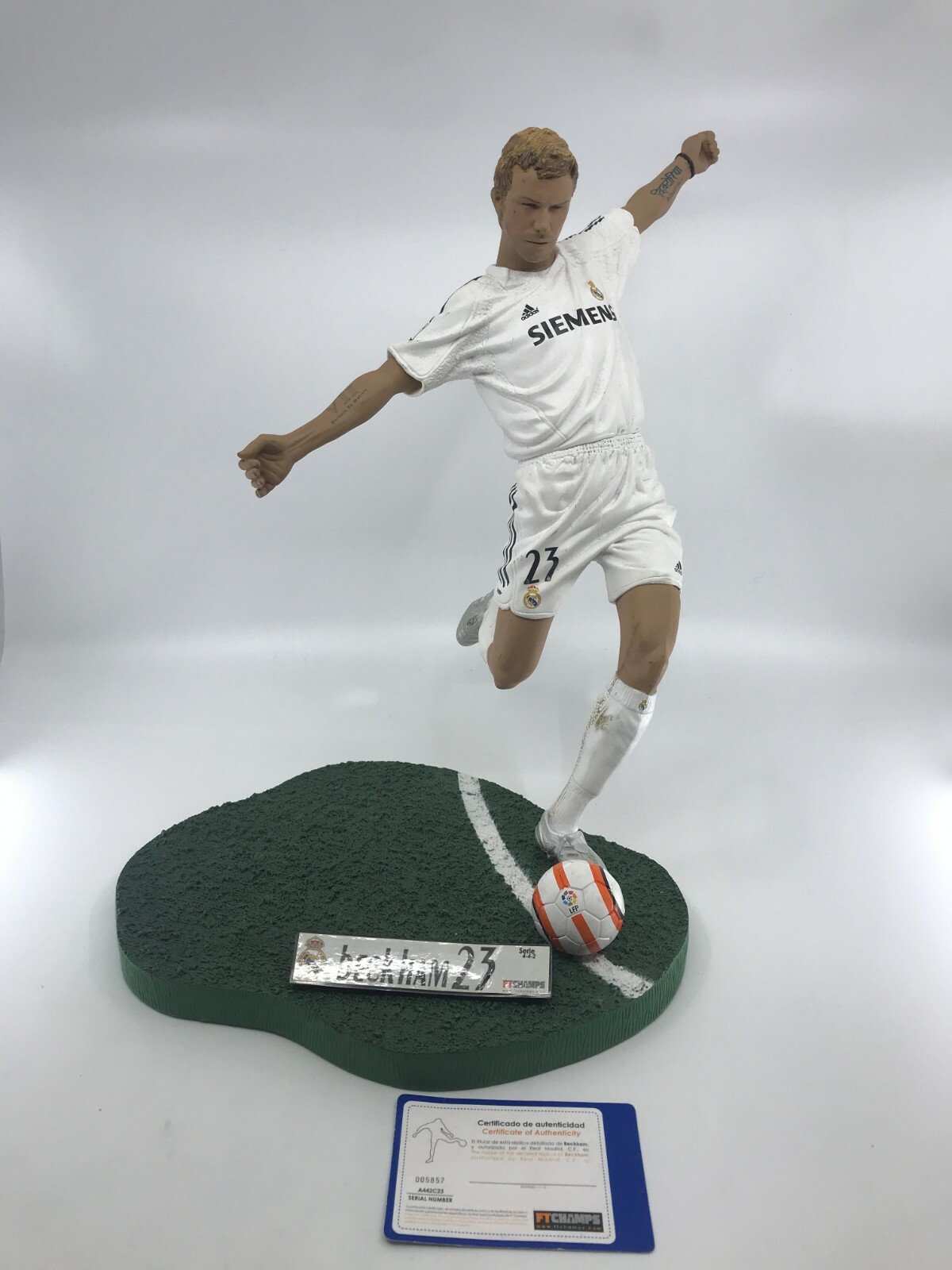 DAVID BECKHAM FT Champs 12 in 30 cm Action Figure REAL