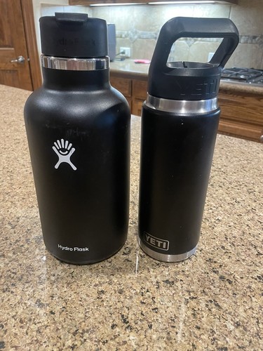 2 Black 64oz Hydro Flask / Yeti 26 Oz Insulated Water Stainless Steel Bottle