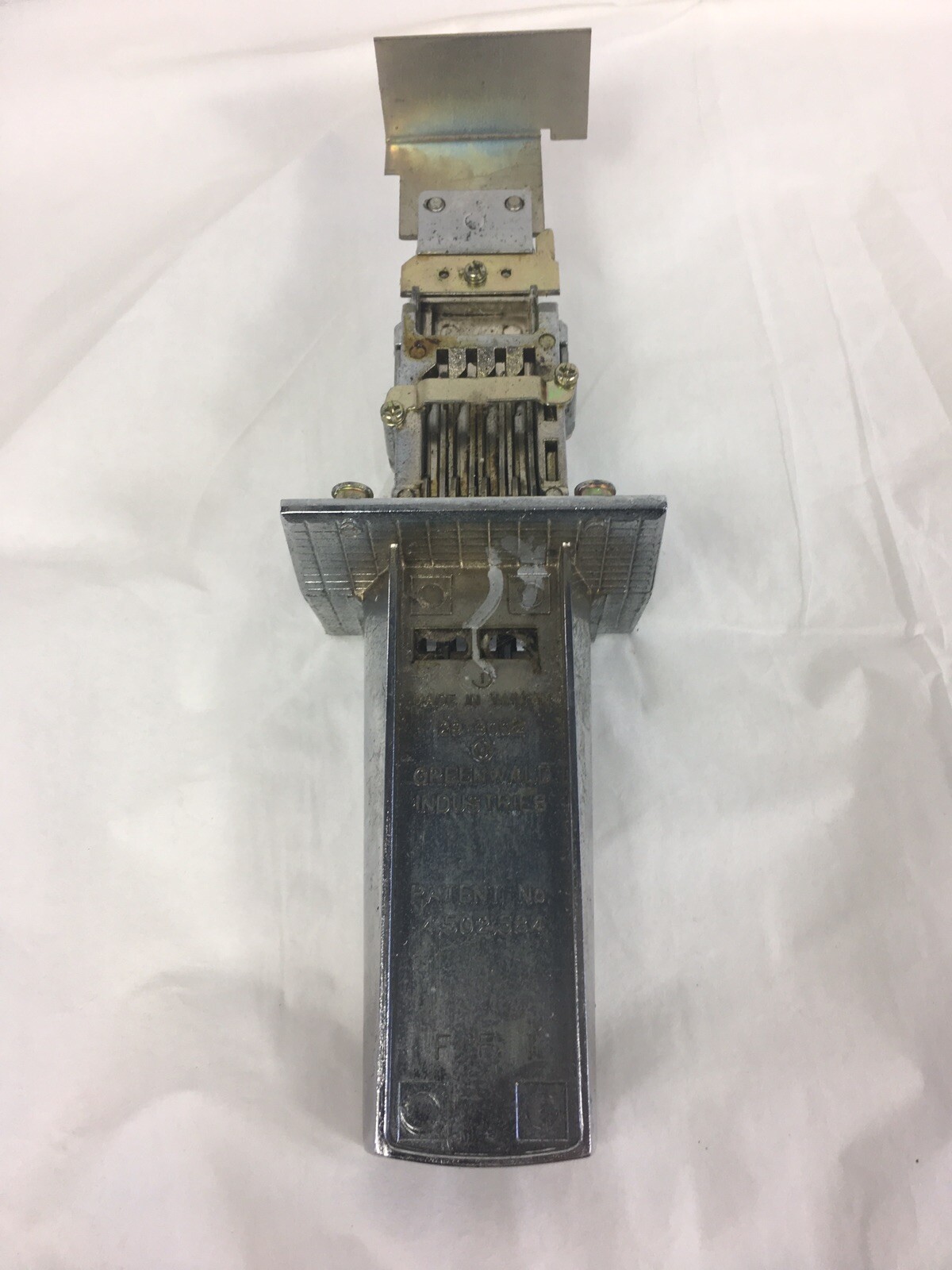 Greenwald 4 Vertical Coin Slide Laundry Laundromat Soap Machine Lavandería