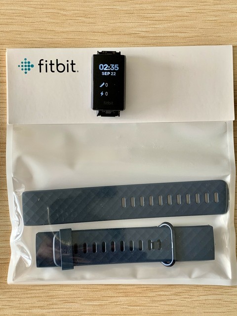 fitbit charge 3 pebble graphite