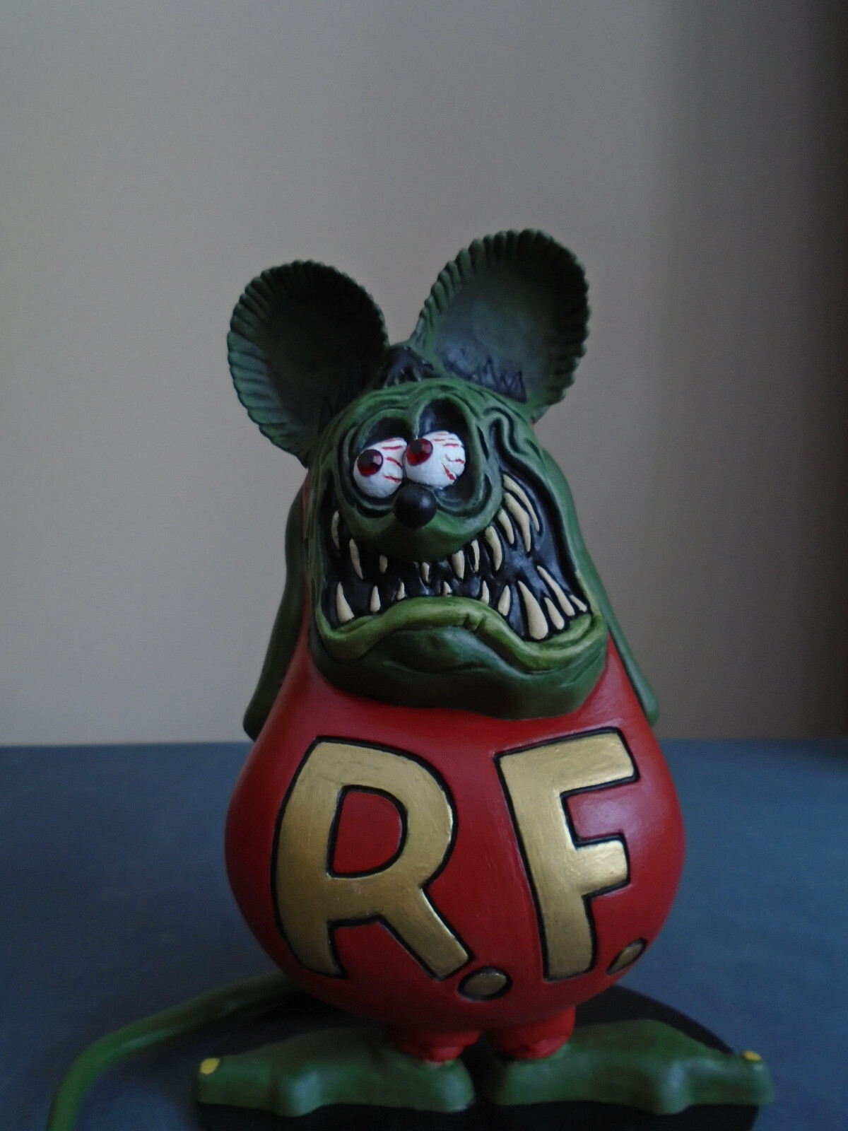 Vintage Revell Rat Fink  Ed Roth Model