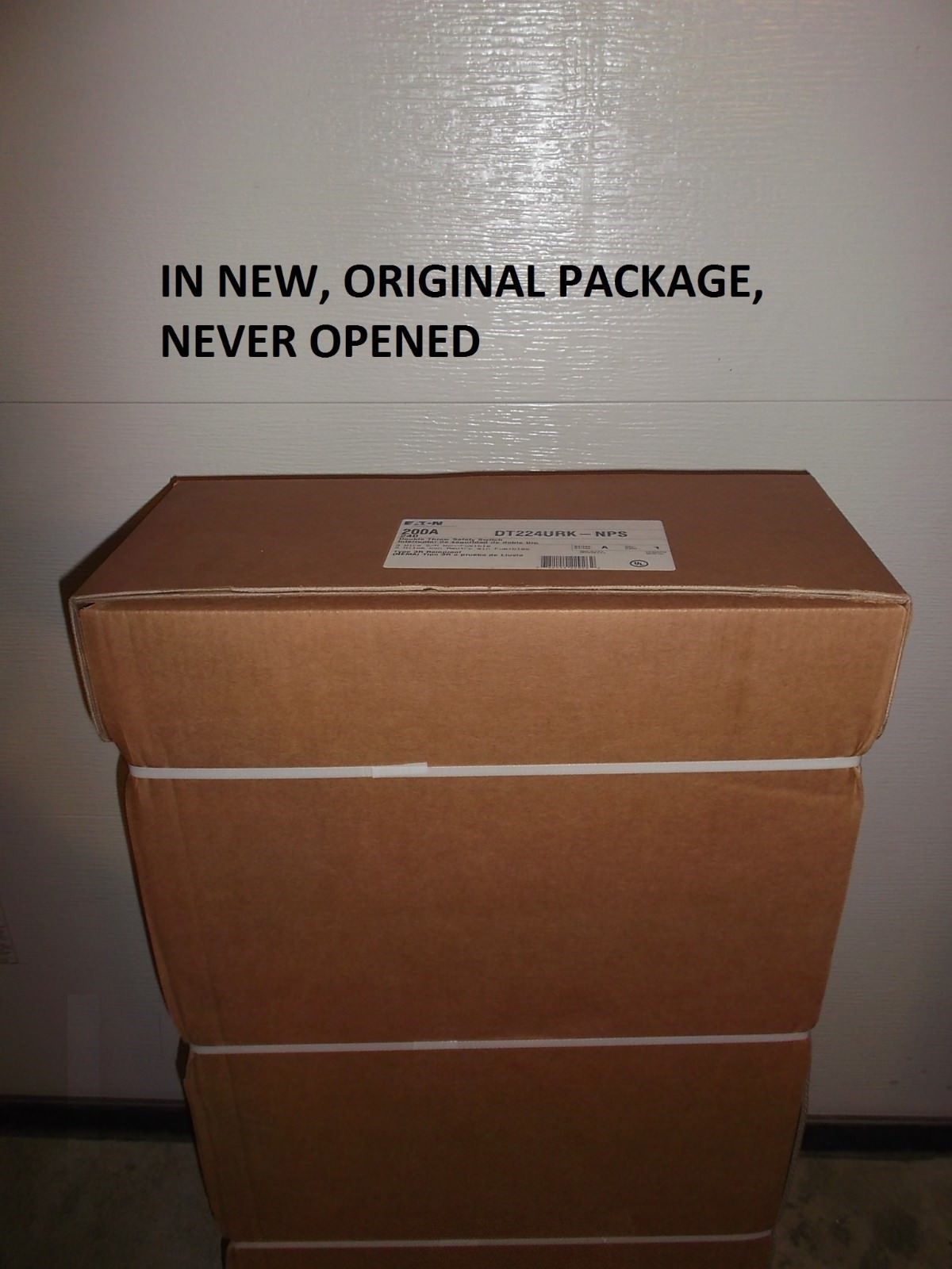 Eaton Double Throw 200 amp Safety Switch DT224URK-NPS