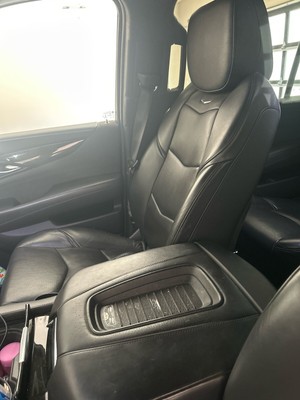 image 3 of interior