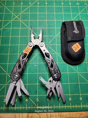 Gerber Suspension #S1O looks and feels brand new w/sheath