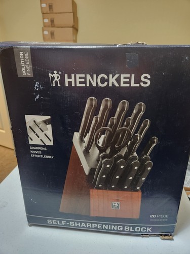 HENCKELS Solution Fine Edge Razor-Sharp 20-pc Self-Sharpening Knife Set