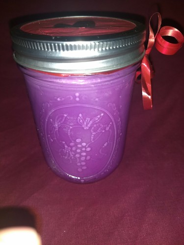 vanilla lilac 18 Oz mason jar soy candle