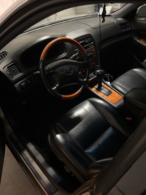 image 4 of interior