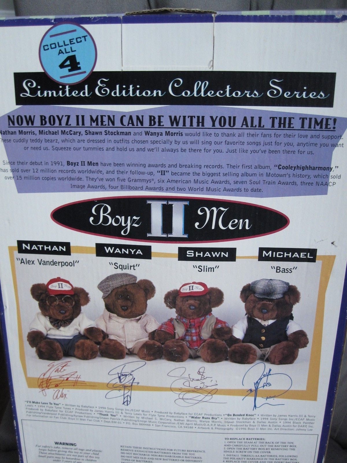 BOYZ II MEN SINGING TEDDY BEARZ: 