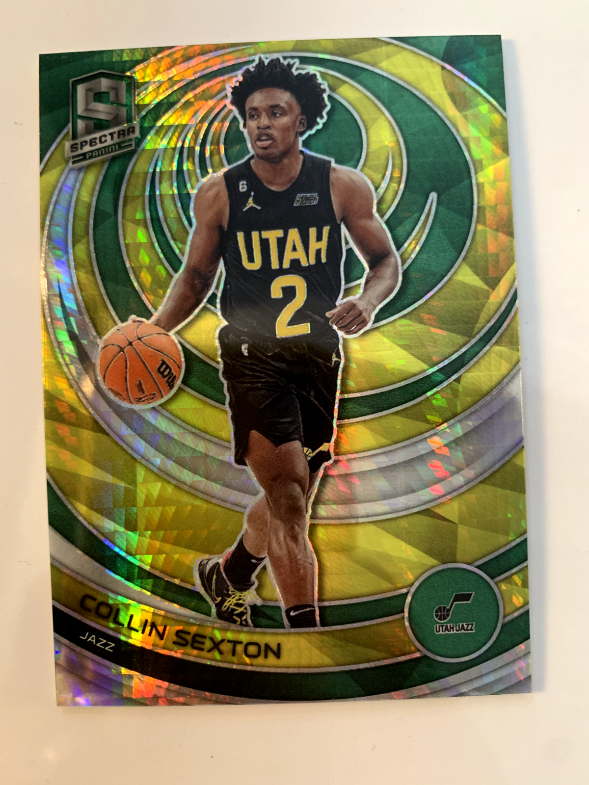 COLLIN SEXTON #8 - 2022-23 PANINI SPECTRA - GREEN & YELLOW