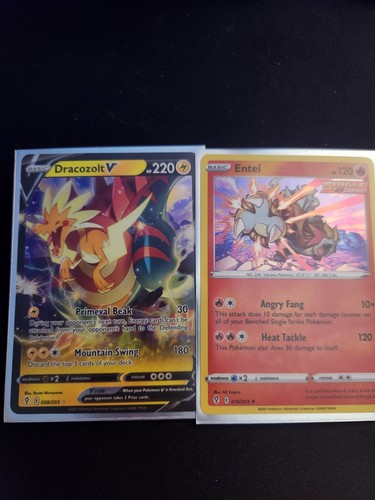 Pokemon TCG Evolving Skies Elite Trainer Box ETB |BRAND NEW