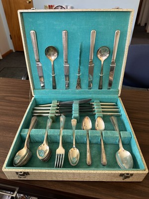 1930's Vintage - SENATE PLATE Silverware - 70 pieces - Mixed Set w/ Case