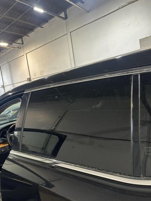 10 11 12 13 14 15 16 17 18 19 LINCOLN MKT Rear Door Window Glass Driver