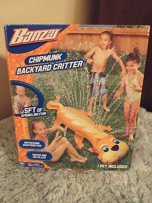 Banzai Chipmunk Backyard Critter NIB