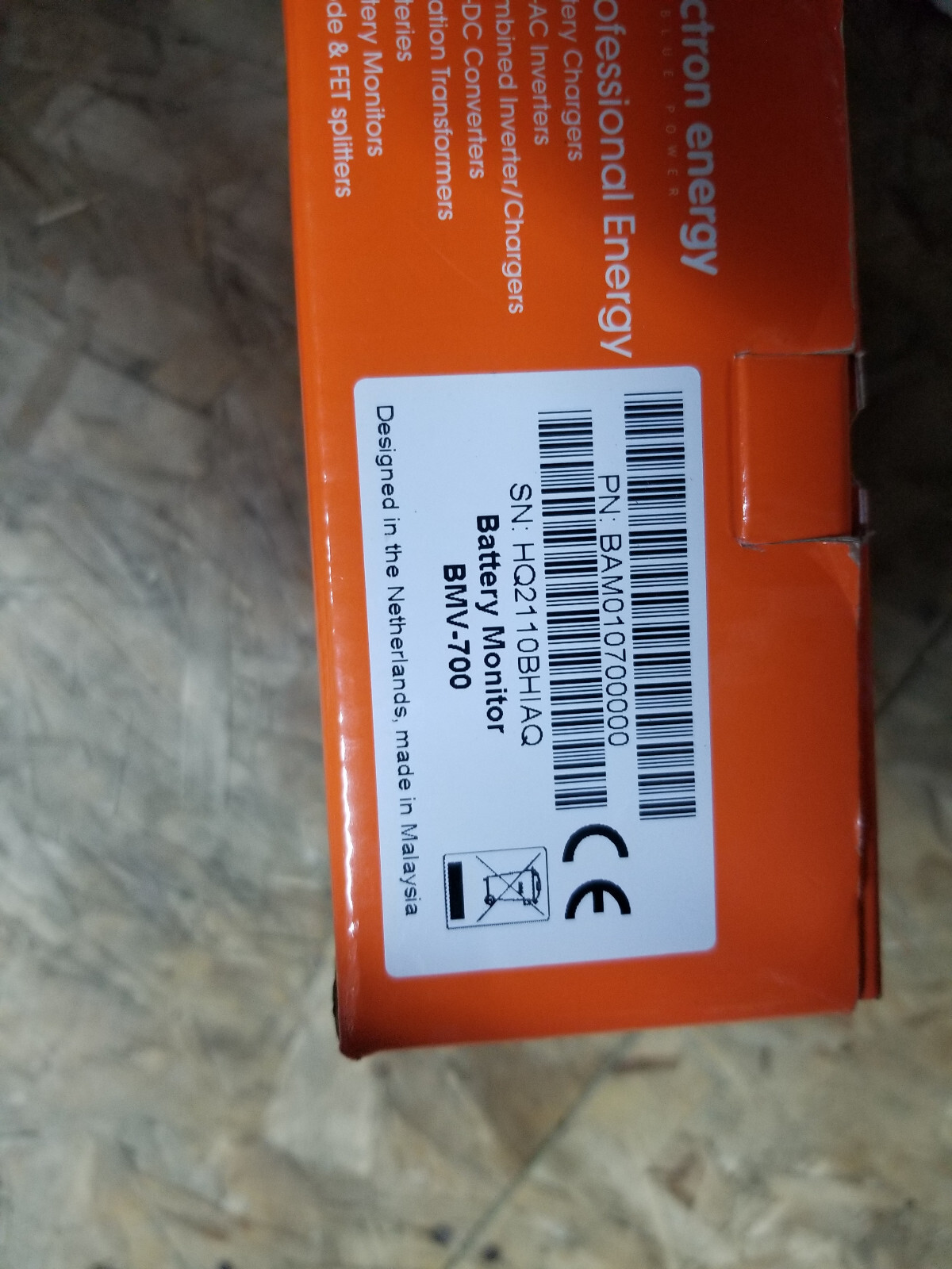 VICTRON BATTERY MONITOR BMV 702S 9-90 VDC GRAY BAM01070200 - Picture 2 of 6