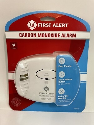 First Alert 1039730 Plug-In Electrochemical Sensor Carbon Monoxide Alarm - NIP