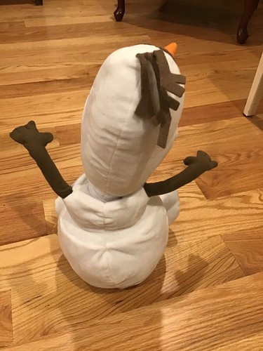 Disney Frozen Ultimate Olaf Sings Dances by Just Play Works 18