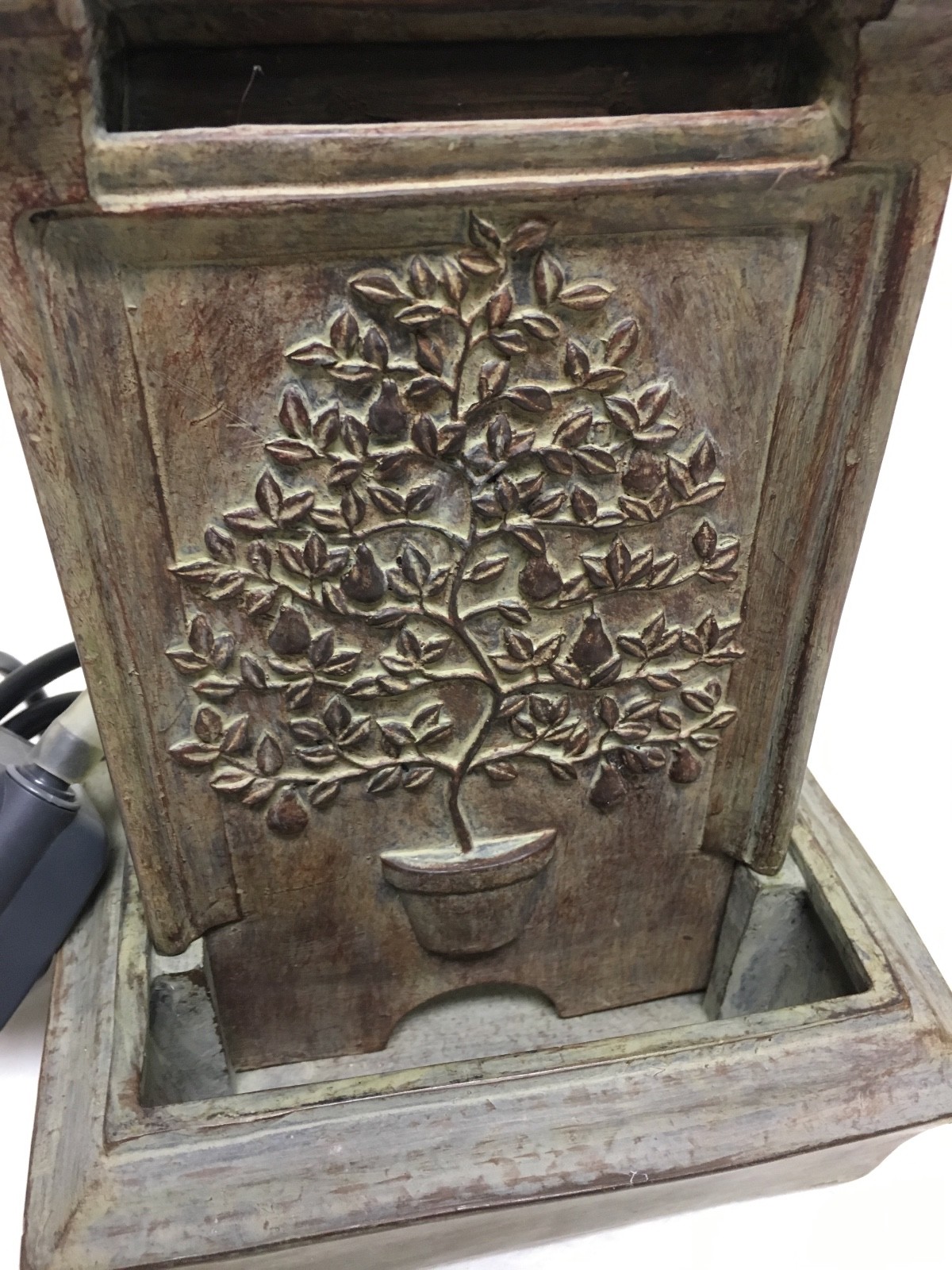 PEAR TREE  OF LIFE  TABLETOP WATER FOUNTAIN   PEACEFUL WATERFALL