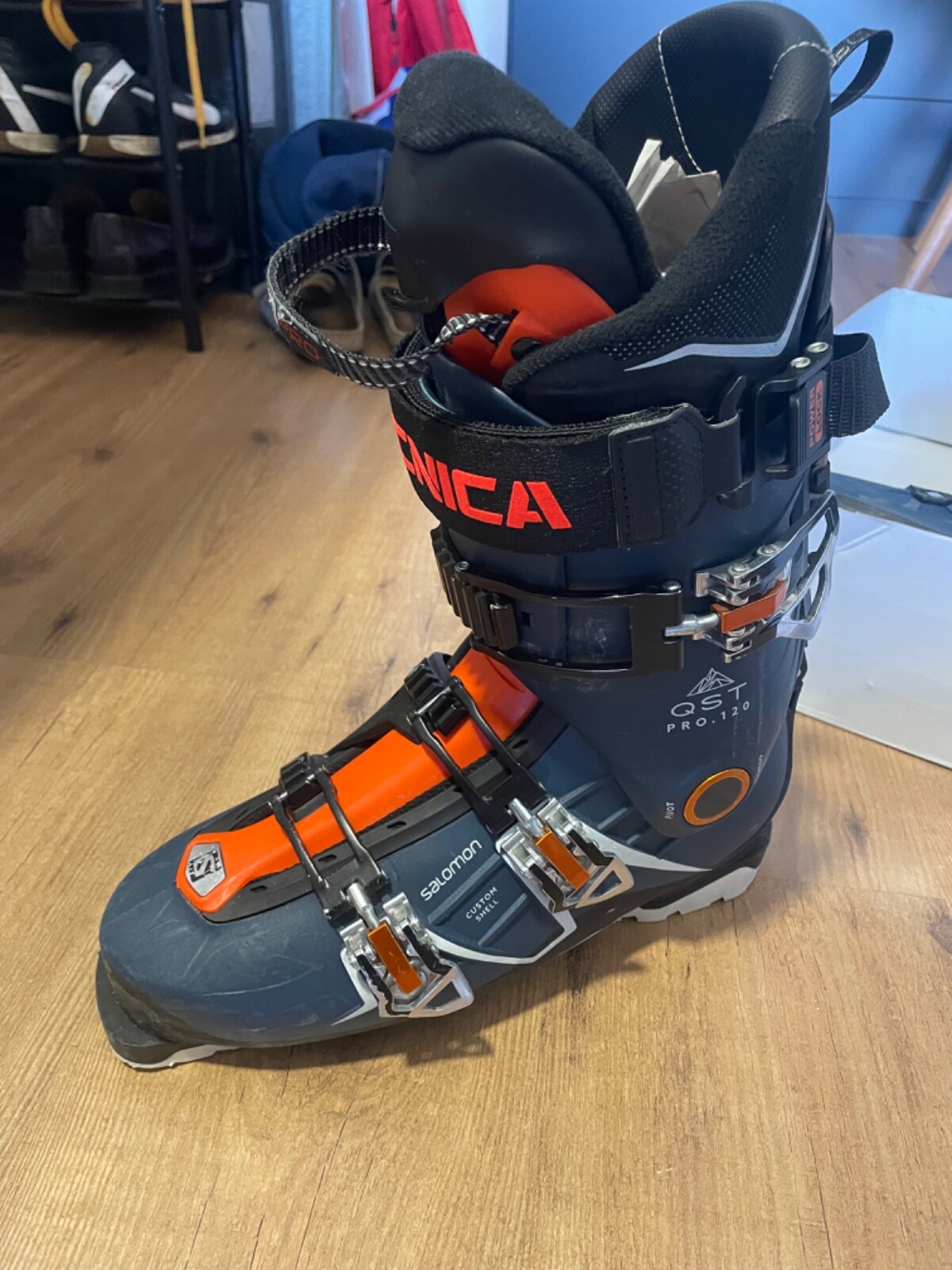 Salomon QST PRO 120 Salomon QST PRO 120 スキー用ブーツ Salomon Qst