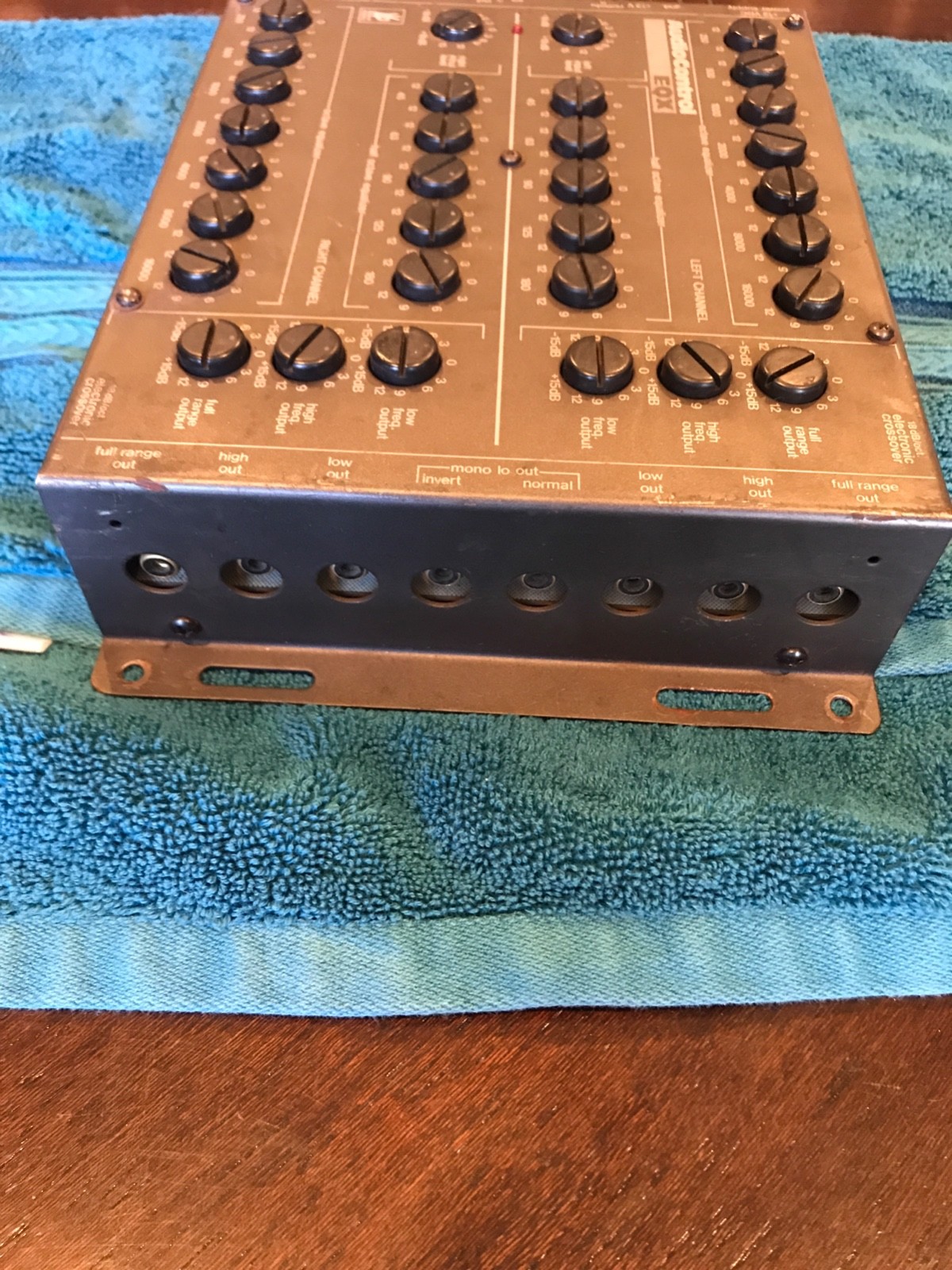 audiocontrol equilizer EQX