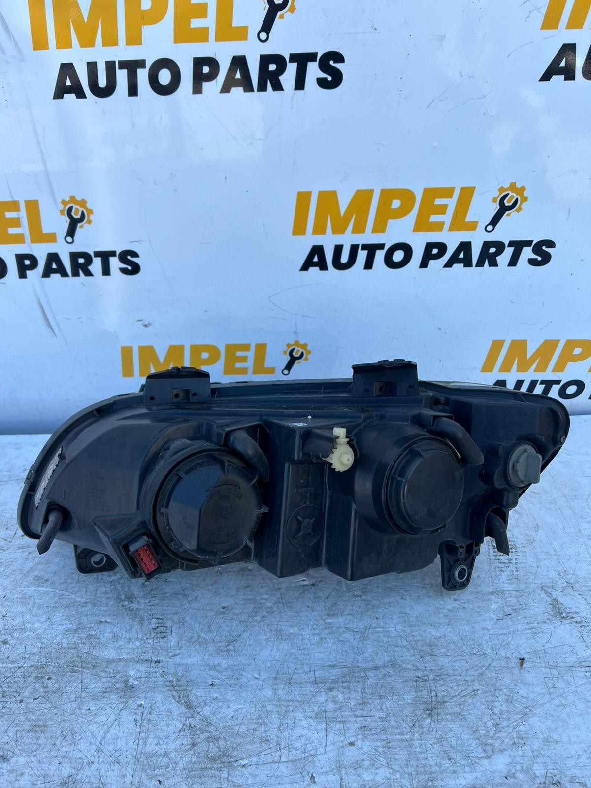 HOLDEN COMMODORE VE SI 08/2006-08/2010 RIGHT HEADLAMP CALAIS/SSV/HSV - thumbnail 2