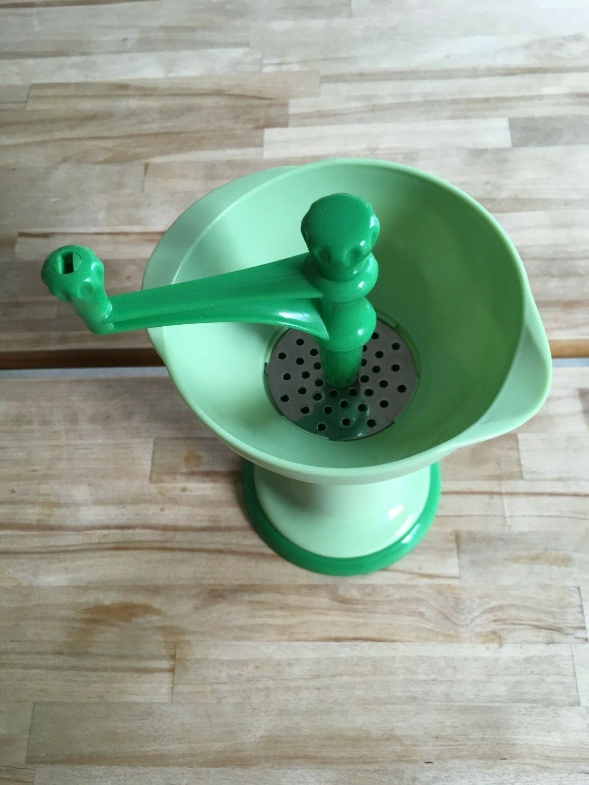 Green Sprouts Fresh Baby Food Mill Grinder