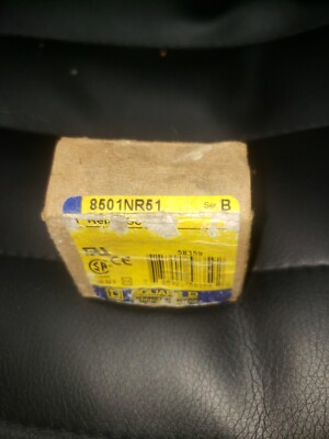 SQUARE D 8501NR51 RELAY SOCKET SERIES B NEW IN BOX