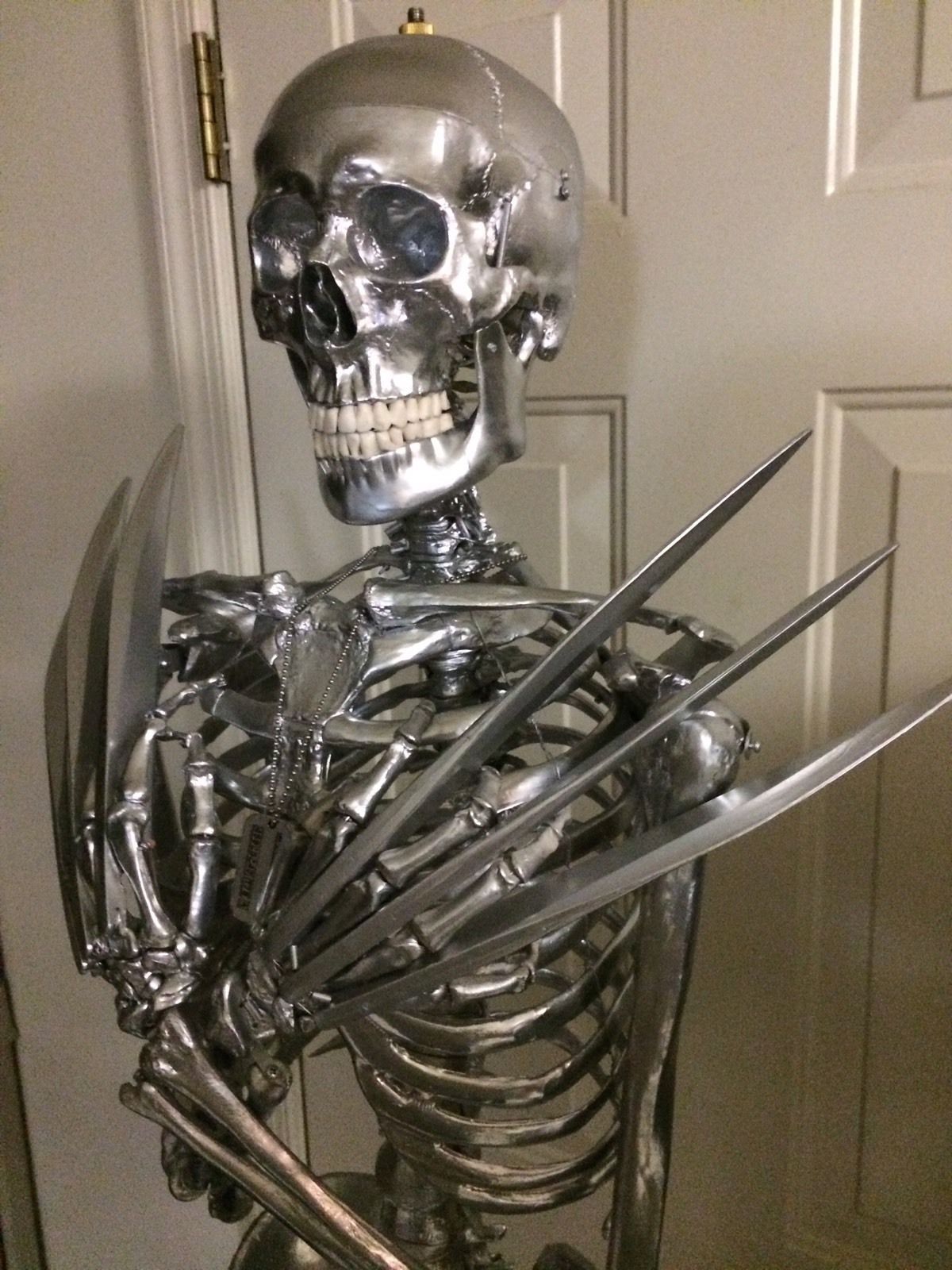 Wolverine Weapon X Logan Life Size Skeleton X-Men Prop Replica Display Statue