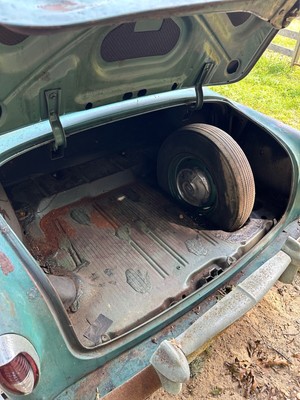 image 10 of interior