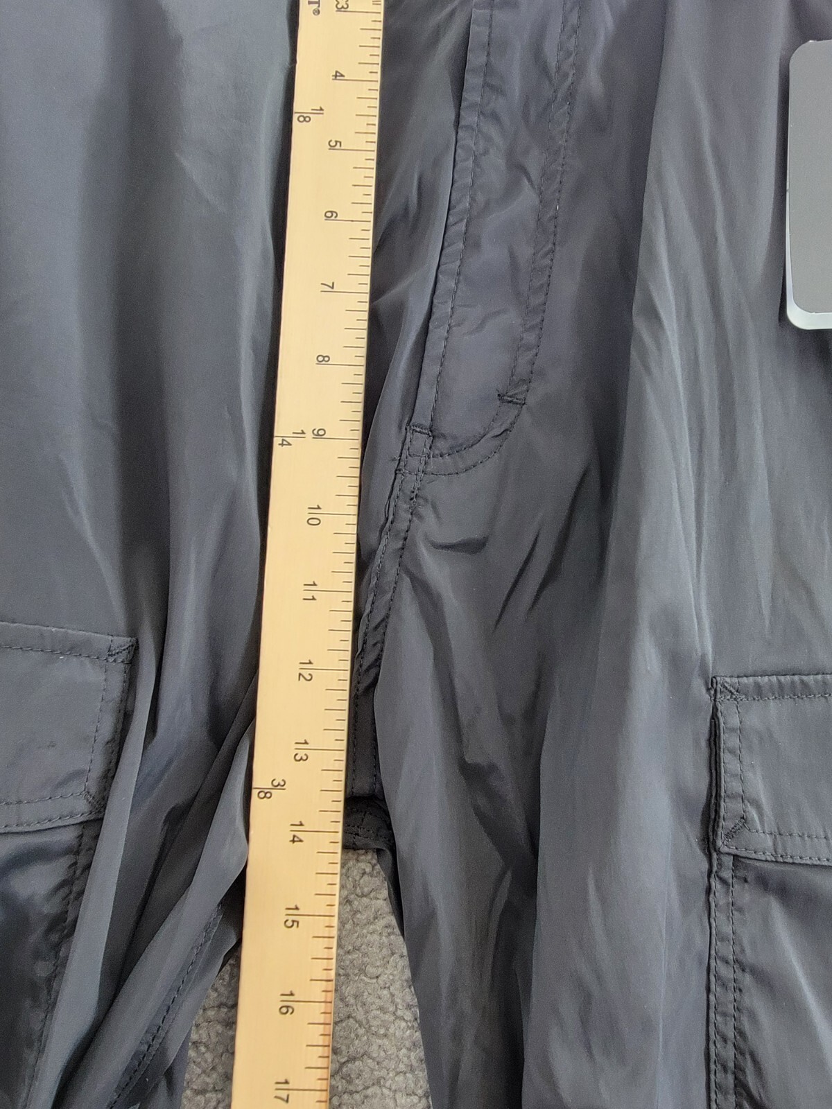 BASS OUTDOOR Regular-Fit Stretch Performance Cargo Pants Men's 42 Caviar Solid - Picture 8 of 18
