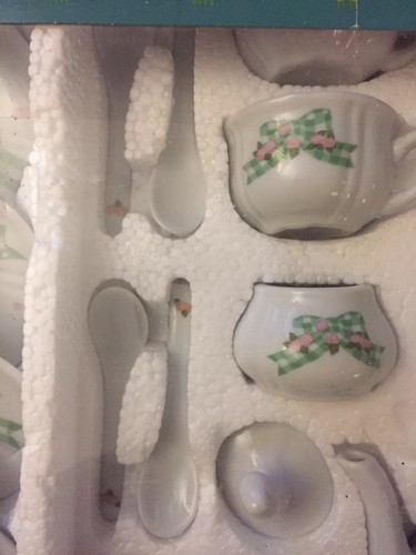 Delton 25 Pcs Tea Set For Four