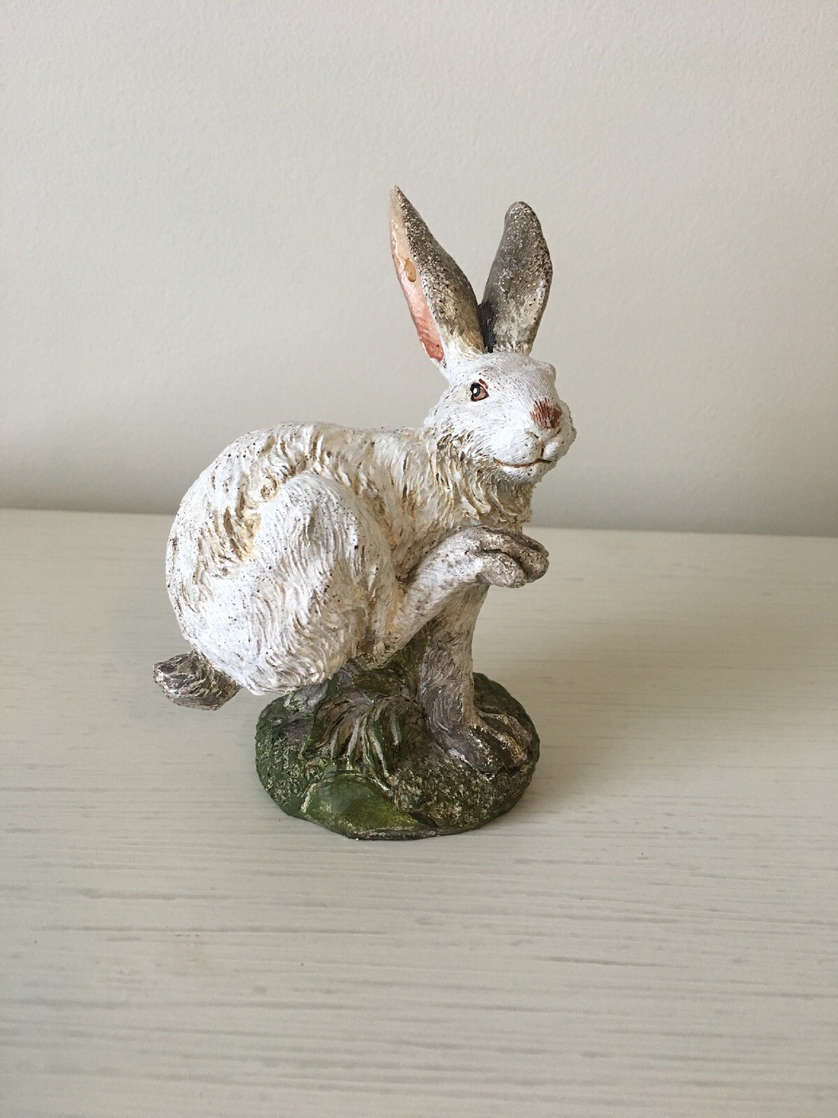 Vintage Resin Rabbit 5