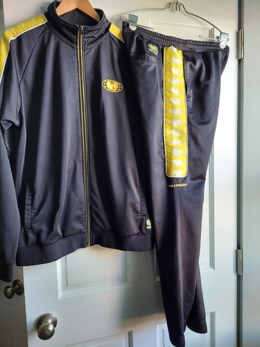 WUTANG BRAND by WU-WEAR Cream Team パーカー WUTANG BRAND by WU-WEAR Cream Team パーカー - メルカリ