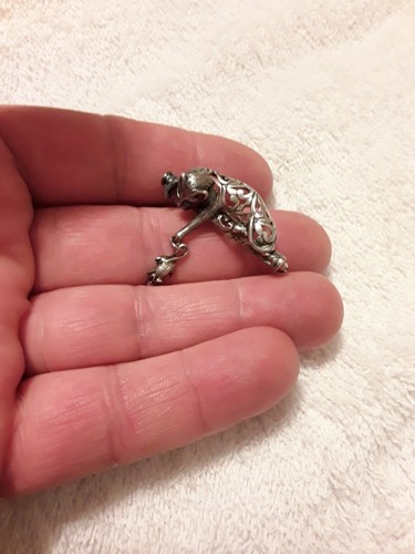 Vintage Signed Jezlaine Sterling Silver Cat Dangling Mouse Pin Brooch MINT COND!