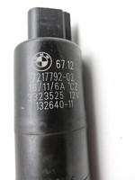 BMW F01 750iX 08-12 Waschwasserpumpe Wischwasserpumpe Wischwassertankmotor BMW F01 750iX 08-12 09.06.2011... Vorschau 2