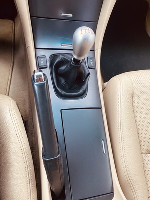 image 12 of interior