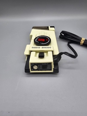 Travel Butler Mini Portable Electric Iron TJ-601A