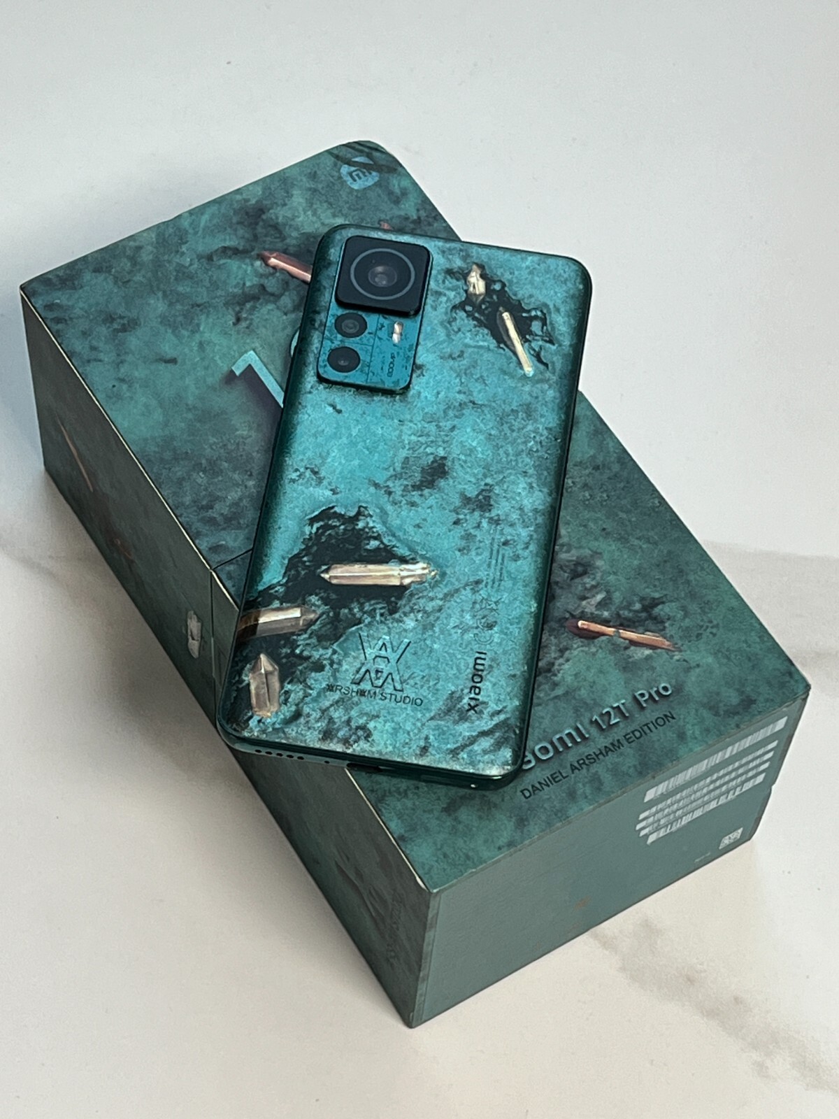 Xiaomi 12T Pro 限定モデル　RAM増量 12GB 256GB　美品 Xiaomi 12T Pro 256GB 12GB Ram (FACTORY UNLOCKED) (Global