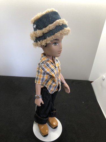 Bratz Doll Dylan 2003 Nu Cool Collection Original Clothes extra Outfit Backpack