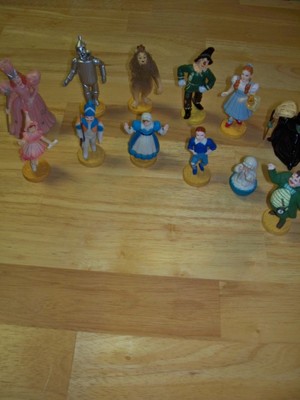 Beautiful WIZARD OF OZ 12 LOEW REN FIGURES