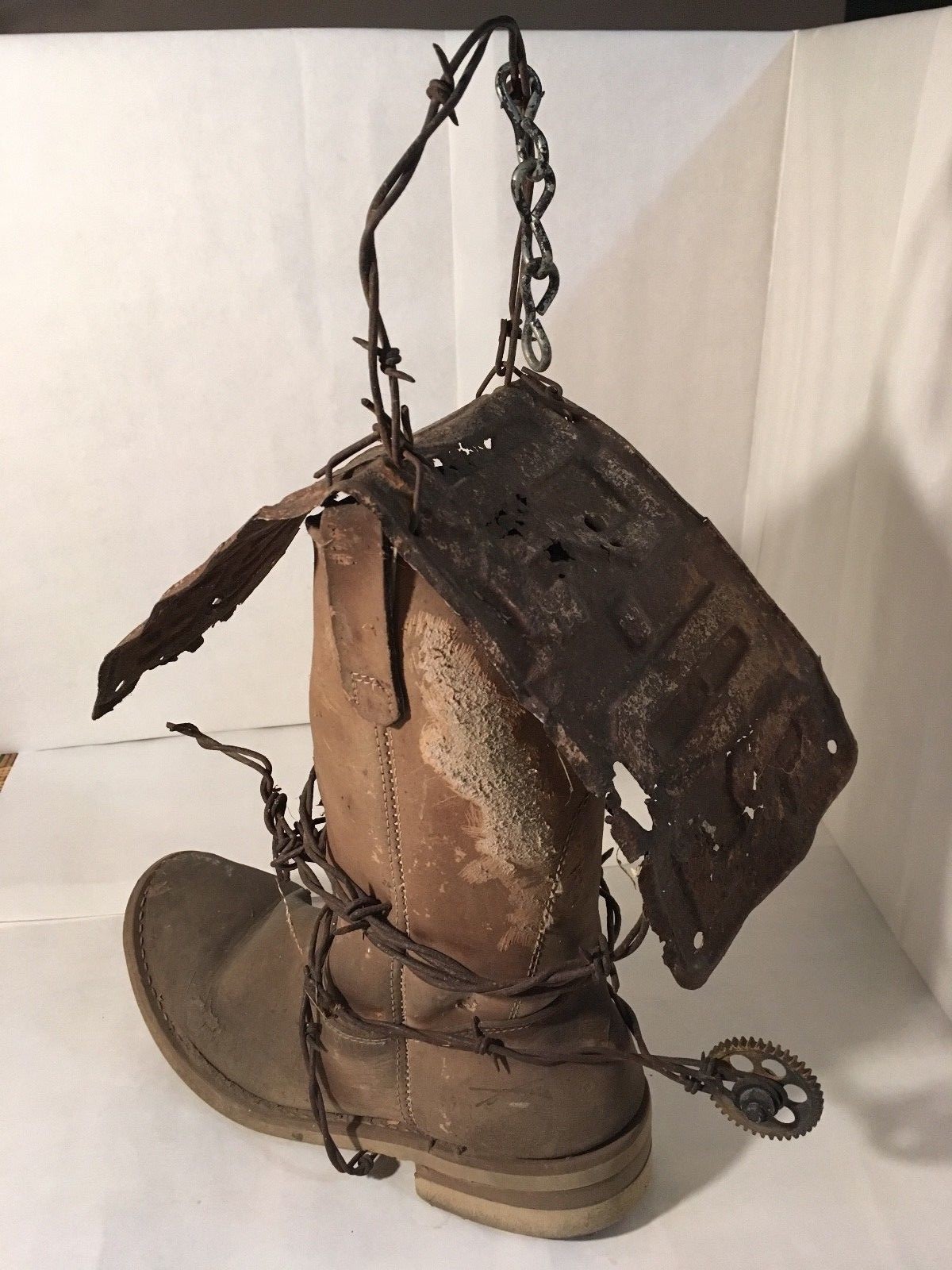 Cowboy Boot Birdhouse Recycled Leather Boot With Barbed 1922 License Plate Roof