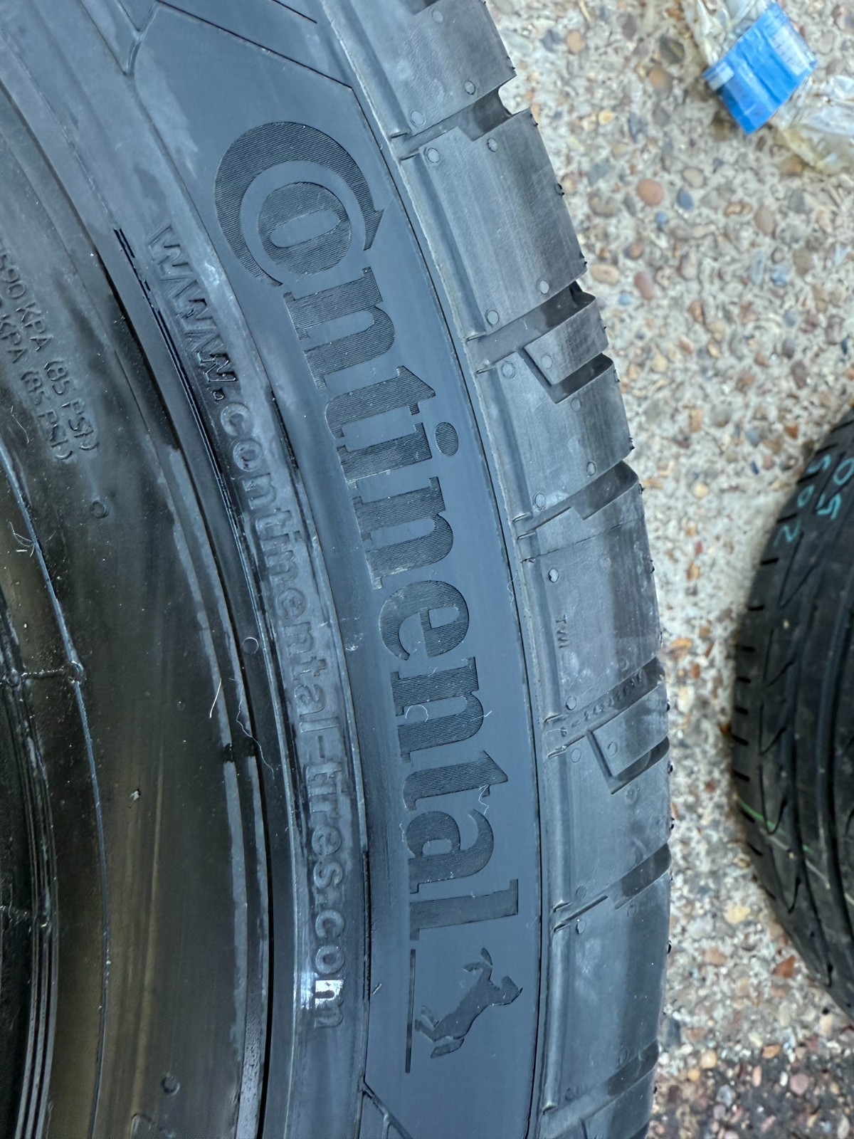 New 205 75 16C Continental, CVC 200, 113/111R, x1 Tyre (F1_tyres) YD293