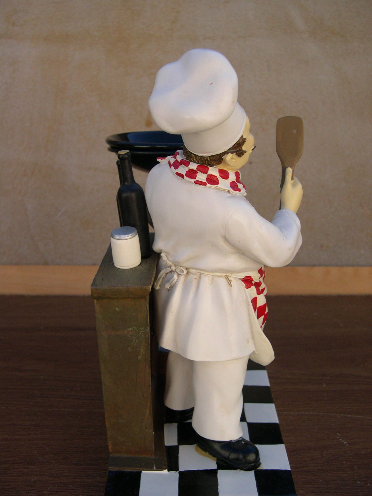 T/B Chef Cooking P2 scent warmer