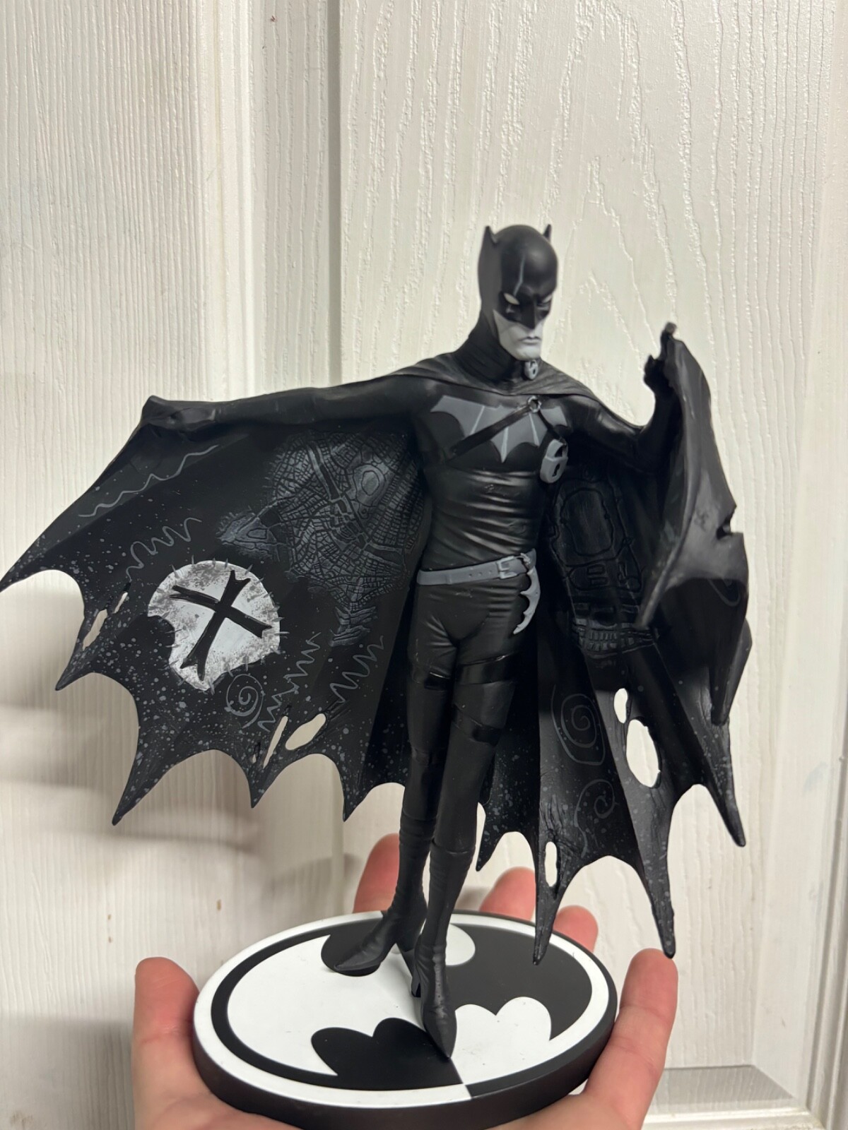 ダイヤモンドセレクト Batman フィギュア 約25cm ダイヤモンドセレクト Batman フィギュア 約25cm Amazon.co.jp