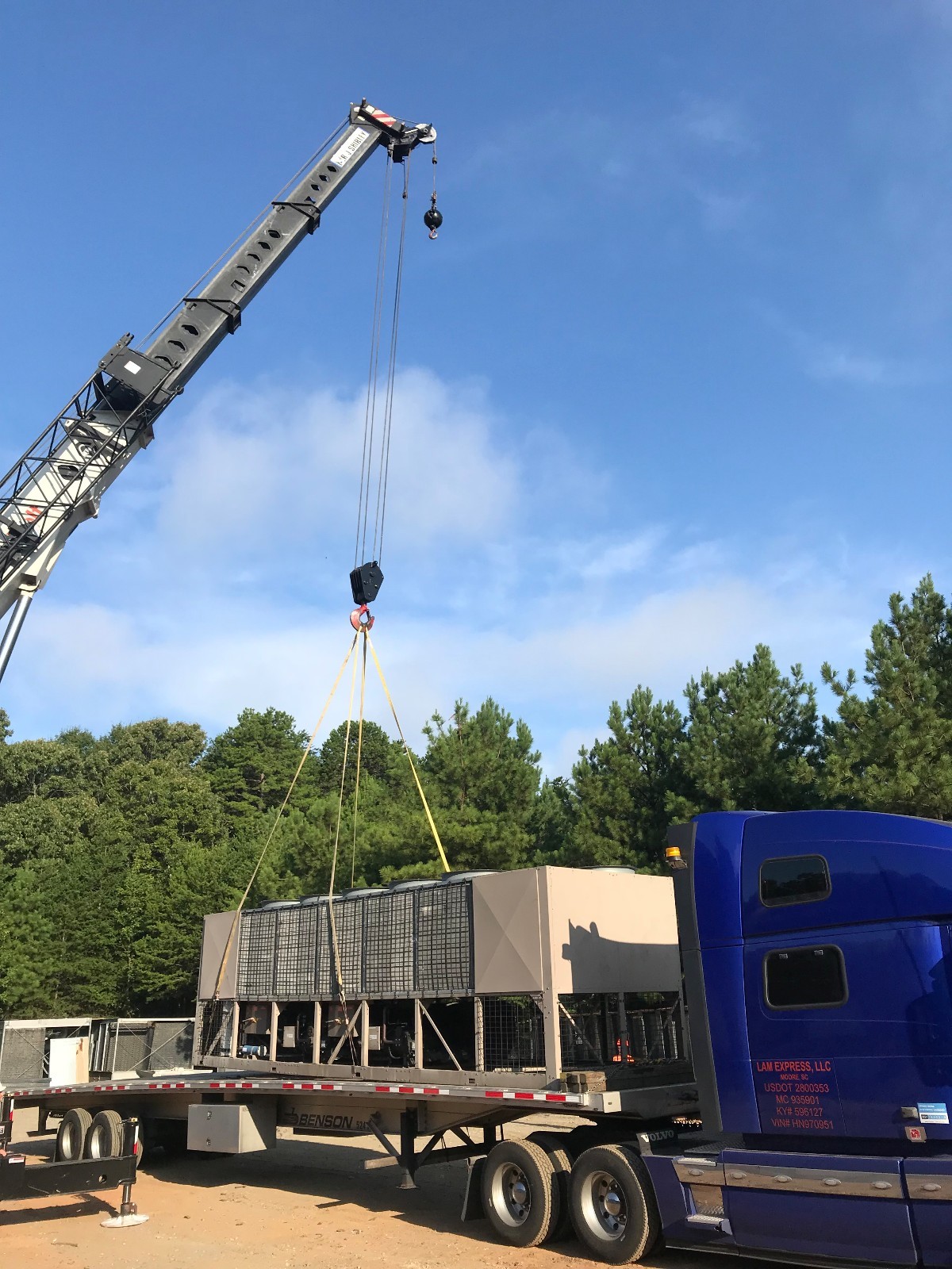 247 Ton York Air Cooled Chiller