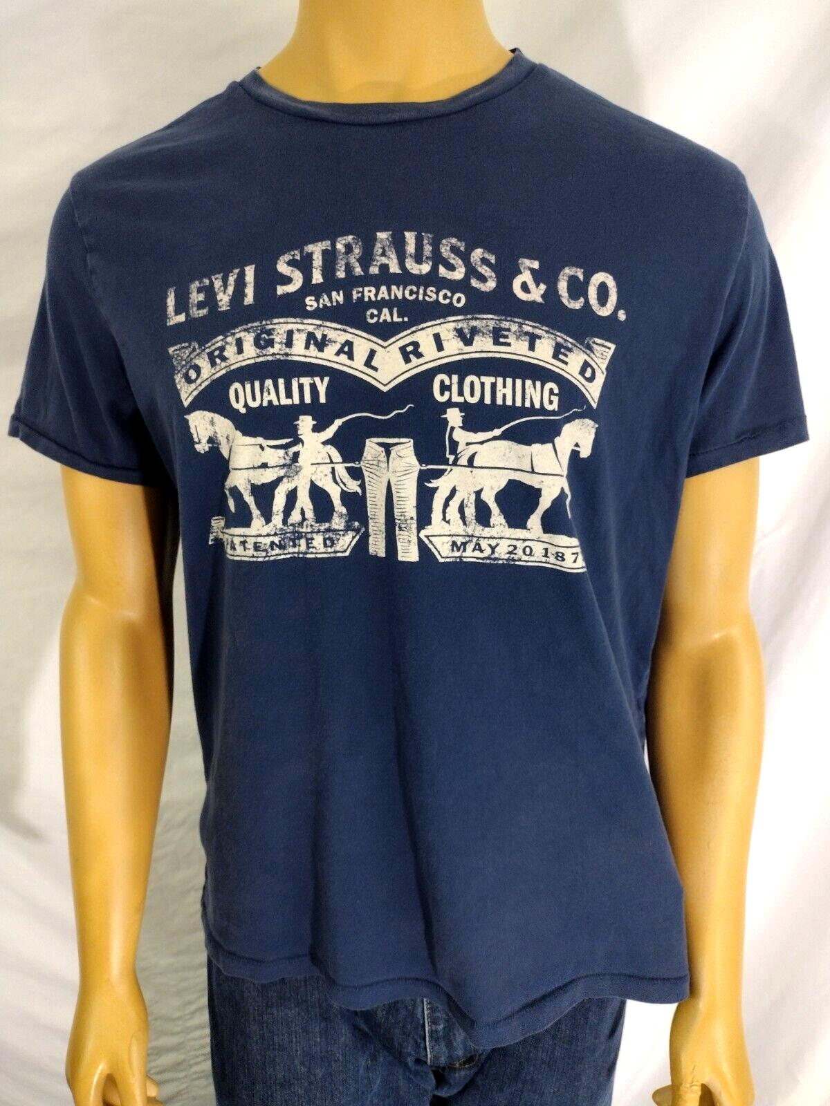 levi strauss shirts