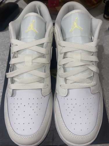 Nike Air Jordan 1 Low GS AJ1 Sail Light orange White Kid